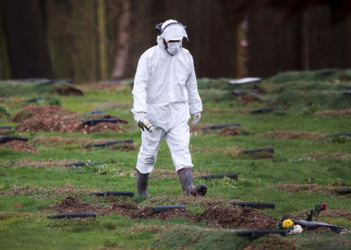 Covid-19 news: UK records highest daily deaths since pandemic started