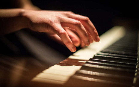 AI can grade your skill at piano by watching you play