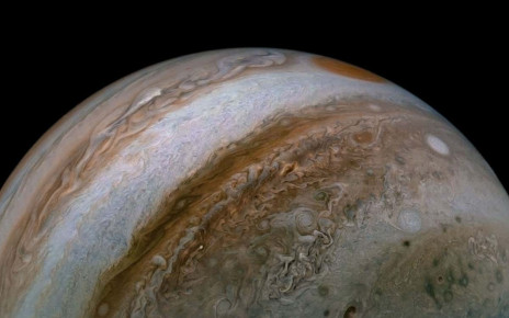 Juno spacecraft spots meteor fireball lighting up Jupiter’s skies