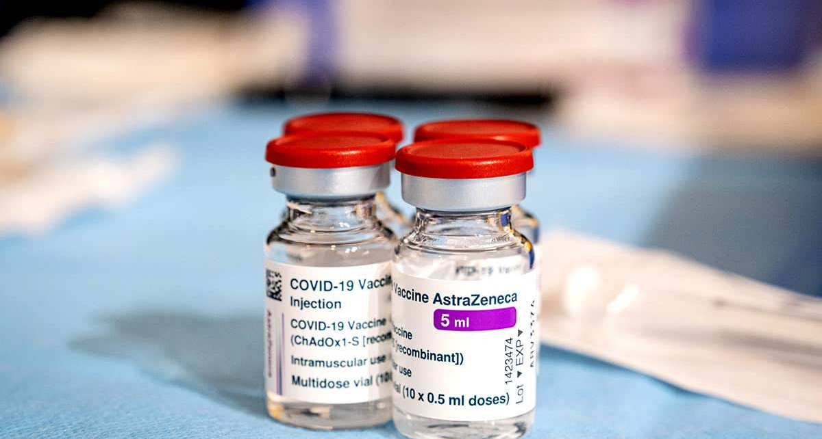 Covid-19 news: EU proposes stricter controls on vaccine exports