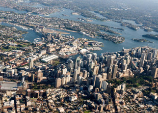 Sydney’s inland suburbs are 10°C warmer than the coast in heat waves