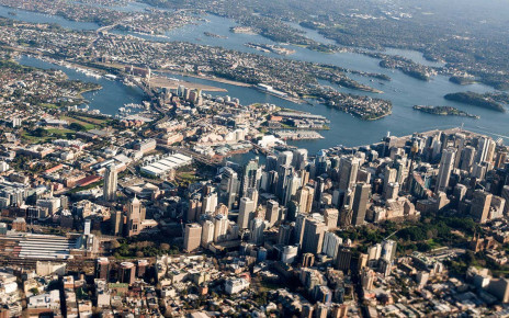 Sydney’s inland suburbs are 10°C warmer than the coast in heat waves