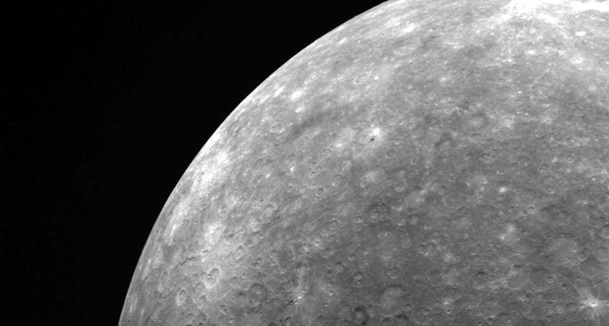 Mercury has almost no boulders on its surface and we're not sure why