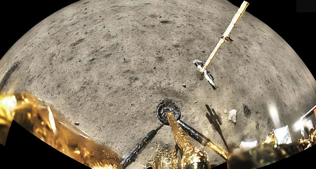 Moon: Magma fountains flowed on lunar surface 2 billion years ago