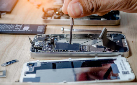 Biggest science news of 2021: 'Right to Repair' campaigners claim iPhone victory