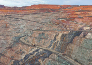 The Super Pit is Australia???s largest open pit gold mine, producing around 850,000 ounces of the precious metal annually.