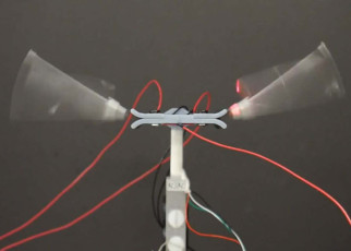 Flying robot generates as much power as a flapping insect