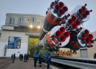 OneWeb satellites unlikely to launch on Russian rocket after ultimatum