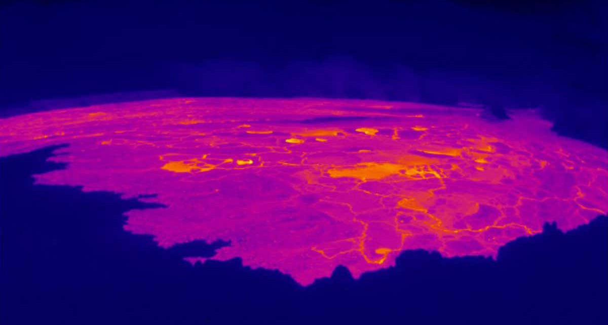 Hawaii’s Mauna Loa volcano is erupting for the first time since 1984