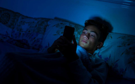 Boarding school rules on phones and bedtimes help teens get more sleep