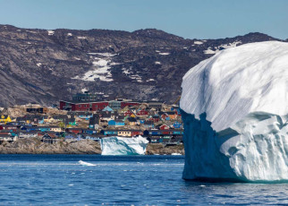 The Arctic and Antarctic saw record warmth and ice melt in 2022