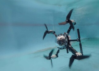 Diving drone can switch between flying and swimming