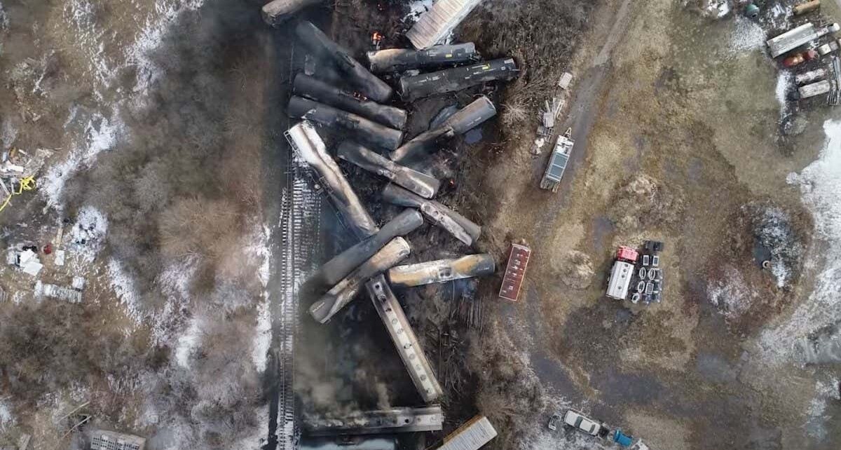 Ohio chemical spill: What could have caused the train to derail?
