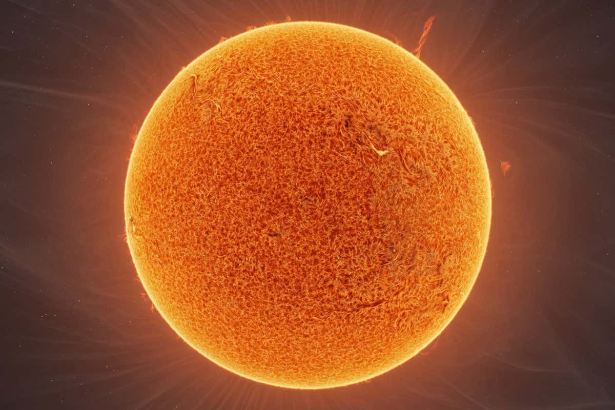 Andrew McCarthy and Jason Guenzel 140 megapixel image of the sun