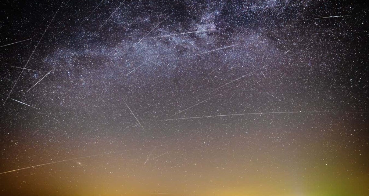 Shooting stars during the 2020 Lyrids meteor shower