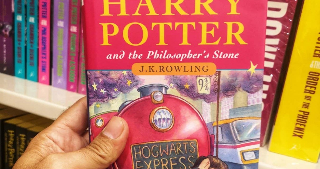 ChatGPT seems to be trained on copyrighted books like Harry Potter