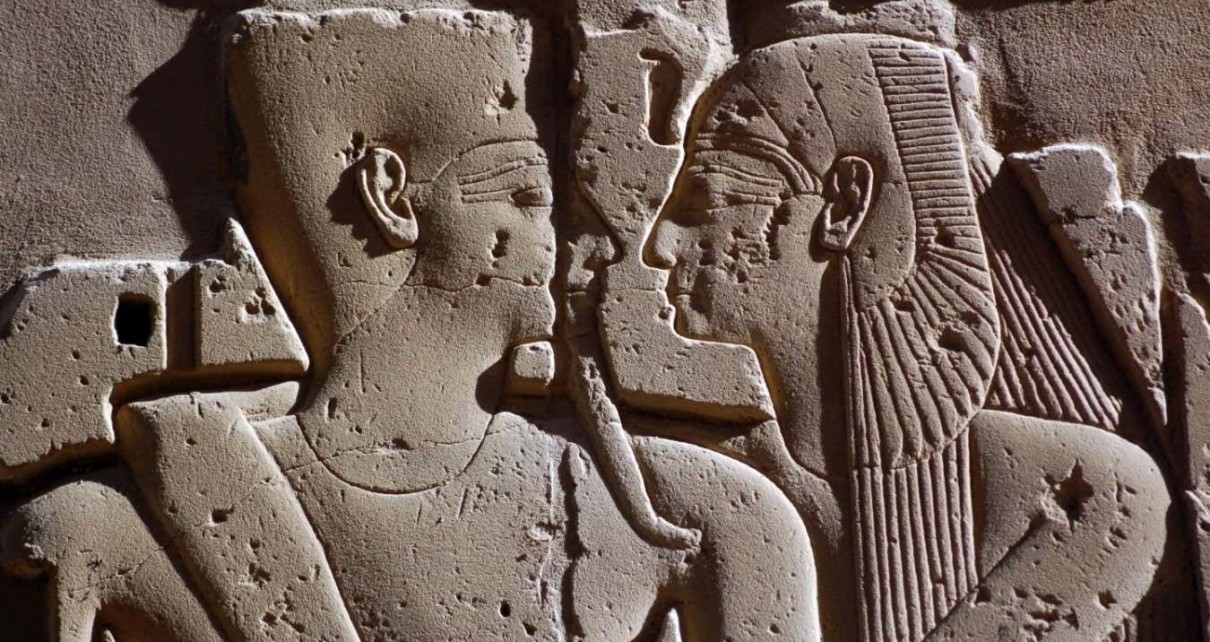 Humans were kissing at least 4500 years ago, reveal ancient texts