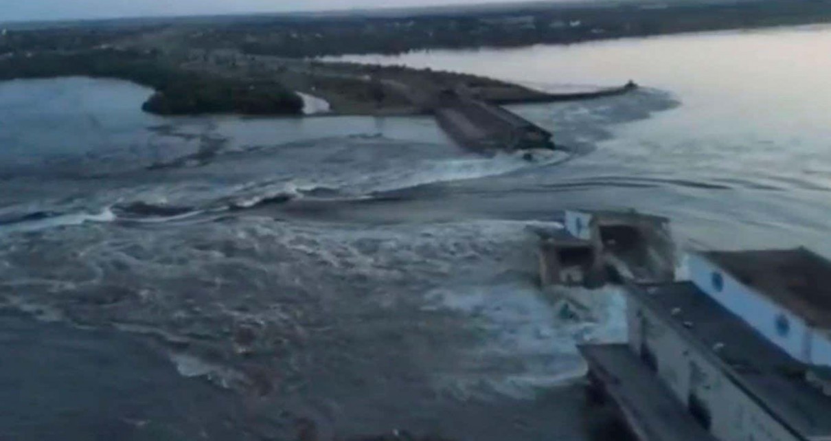 Ukraine war: What are the risks to human life from the Kakhovka hydroelectric dam burst?