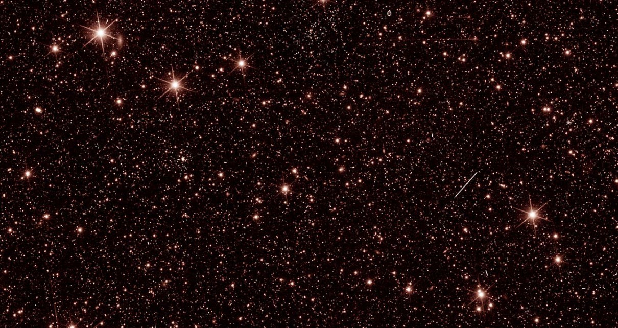 An image from Euclid in infrared light taken to check that the instrument works as expected