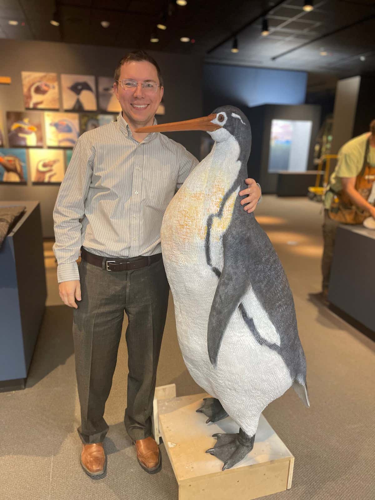 Daniel Ksepka with a model of a kairuku penguin