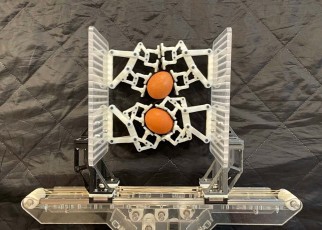 Gripper based on a 'fractal vice' could let robots securely grasp any shape