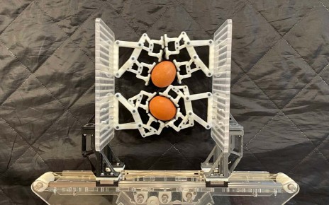 Gripper based on a 'fractal vice' could let robots securely grasp any shape