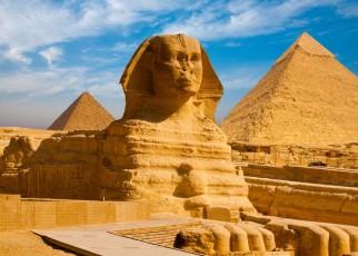 Full profile of Great Sphinx