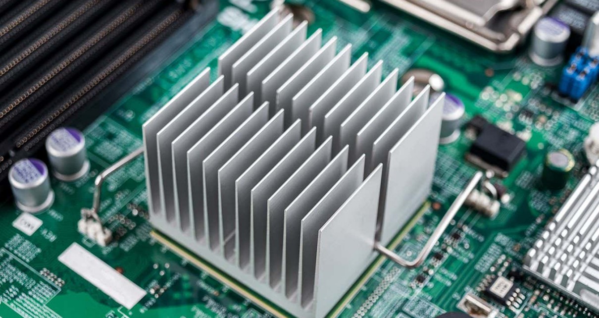 Cheap salty solution cools computers and boosts performance by a third