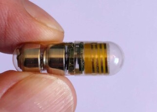 Electronic pill monitors your breathing and heart rate from your gut