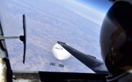 2NK6HH7 CHINESE SPY BALLOON seen from a US Air Force U-2 above America. Photo: USAF