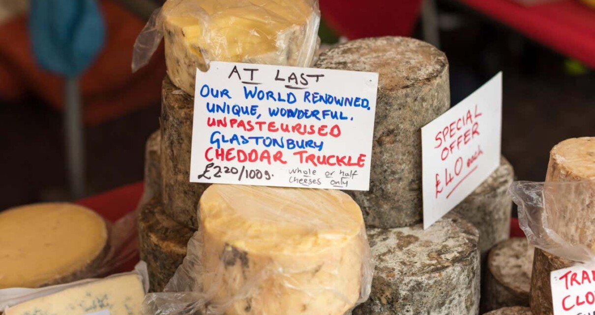 The microbes that give Cheddar cheese its distinct flavour