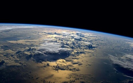 https://spaceplace.nasa.gov/gallery-earth/en/ NASA astronaut Reid Wiseman tweeted this photo from the International Space Station on Tuesday morning, Sept. 2, 2014. Credit: NASA/Reid Wiseman