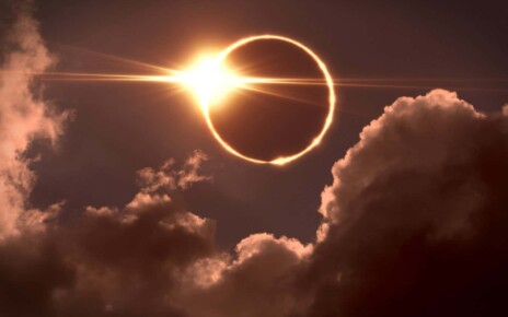 Total eclipse of the Sun. The moon covers the sun in a solar eclipse.